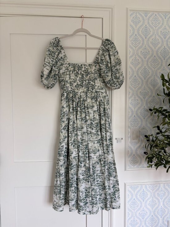 Abercrombie & Fitch Dresses & Skirts - Abercrombie & Fitch White and Green Floral Maxi Dress